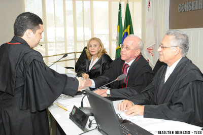 Órgão Especial empossa juiz substituto para a Comarca de Marco