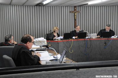 Coelce deve pagar R$ 343,7 mil à proprietária que teve imóvel incendiado por falha na rede elétrica