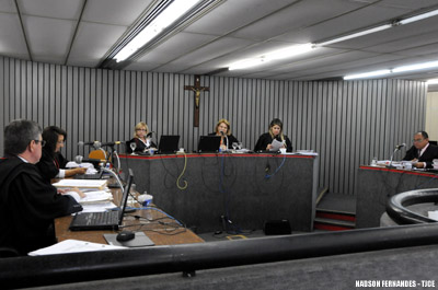 4ª Câmara Cível do TJCE determina reintegração de servidora pública demitida ilegalmente