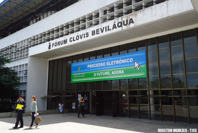 Juiz determina que Estado forneça medicamento para portadora de câncer