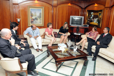 Corregedora discute com Sejus ações para agilizar o cumprimento de alvarás de soltura