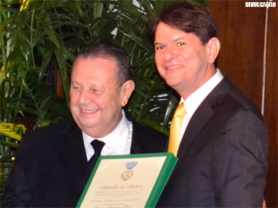 Des. Ernani Barreira Porto afirma que “Medalha da Abolição” é uma homenagem à Justiça cearense