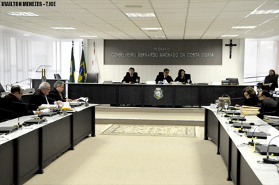 Câmaras Criminais Reunidas rejeitam denúncia contra prefeito de Camocim