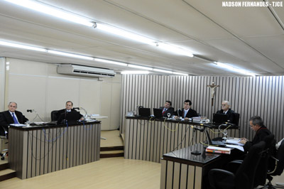 Operadoras de telefonia móvel não estão obrigadas a instalar bloqueadores de sinais em presídios