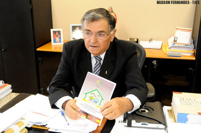 Cartilha sobre adoção internacional será apresentada durante seminário na Esmec