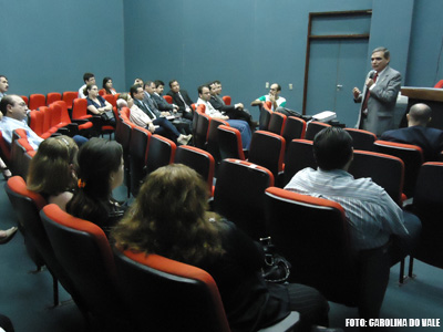 Juizado do Torcedor e virtualização dos autos em fase pré-processual são temas de reunião no Fórum