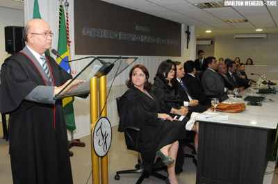 Desembargador Sales Neto profere discurso  de saudação aos novos integrantes do TJCE