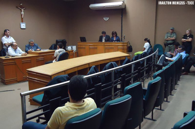 3ª Vara do Júri interroga universitária acusada de atropelar e matar três pessoas