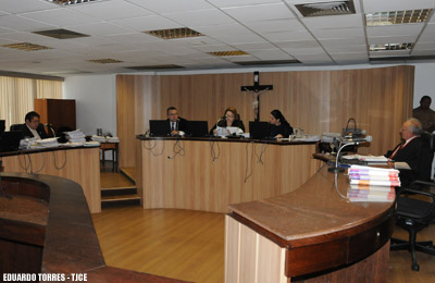 Justiça autoriza mudança de nome de  costureira conhecida apenas pelo apelido