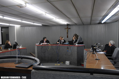 2ª Câmara Criminal nega habeas corpus a acusado de roubo e porte ilegal de arma