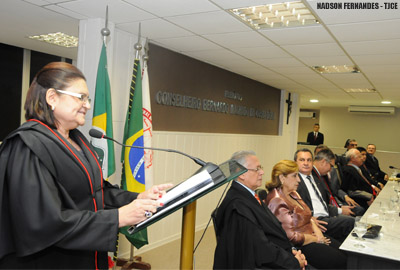 Nova desembargadora do TJCE defende Justiça feita com amor e compaixão