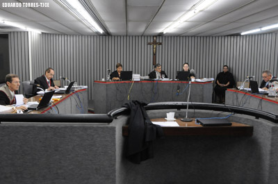 Magistrados da 5ª Câmara Cível julgam mais de dois mil processos de janeiro a junho de 2012