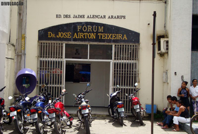 Juíza da Comarca de Itapipoca condena operadora Vivo a pagar 20 salários mínimos a agricultor