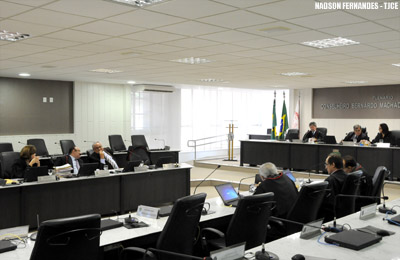 Câmaras Criminais Reunidas aceitam denúncias contra sete prefeitos cearenses