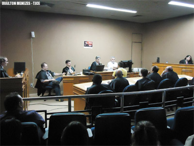 Acusado de tentar matar por dívida de droga  é condenado a oito anos de prisão