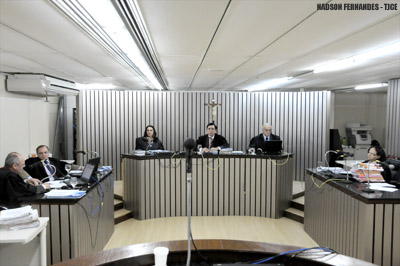 Paciente impedida de escolher médica para realizar cirurgia cesariana receberá indenização