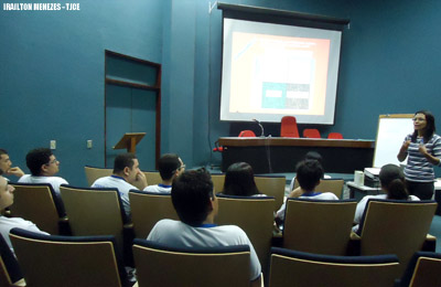Centro de Treinamento do Fórum Clóvis Beviláqua capacita integrantes do “Posso ajudar?”