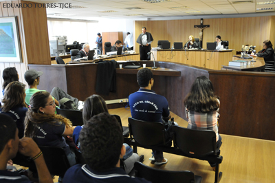 TIM deve indenizar cliente que teve os dados telefônicos divulgados sem autorização judicial