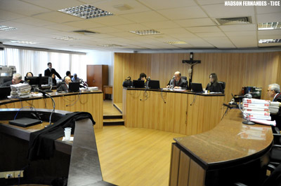 Plano de saúde deve indenizar paciente por negativa de ressonância magnética