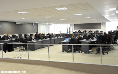 Tribunal de Justiça decide aposentar juíza por problema de saúde