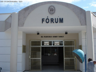 Banco deve pagar indenização de R$ 12 mil para vítima de empréstimo fraudulento