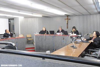 Supermercado é condenado a pagar R$ 12 mil por abordagem indevida de segurança