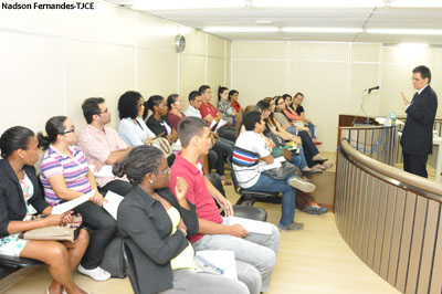 Alunos do curso de Direito da Fanor conhecem estrutura do Tribunal de Justiça do Ceará