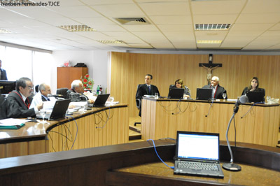 TAM é condenada a pagar R$ 10 mil por esquecer passageiro com deficiência em área de embarque