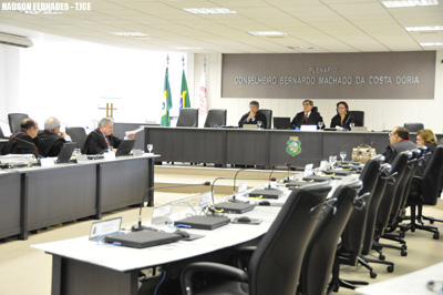 Câmaras Criminais Reunidas recebem denúncias contra os prefeitos de Mombaça e Amontada