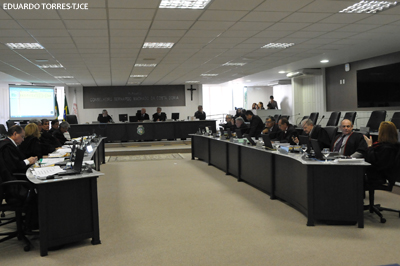 Órgão Especial do Tribunal de Justiça do Ceará aprova remoção de 11 juízes do Interior