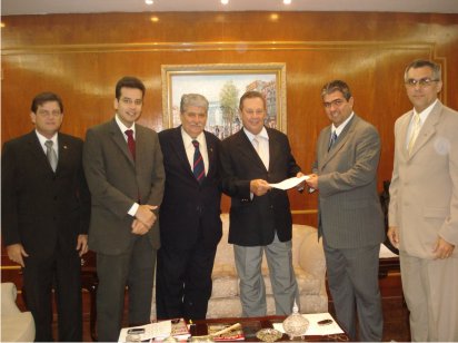 Presidente do TJCE recebe projeto que propõe alteração na organização judiciária do Estado