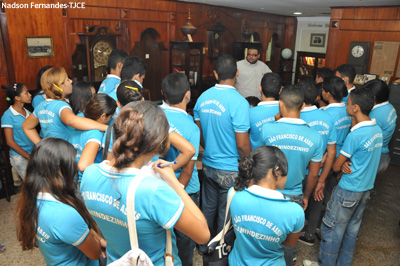 Alunos de escolas públicas conhecem Tribunal de Justiça do Ceará