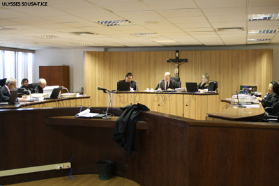 Unimed Fortaleza é condenada a pagar indenização de R$ 25 mil por negar internação e cirurgia