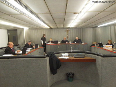 Desembargadores da 8ª Câmara Cível do TJCE julgam mais de dois mil processos em 2012