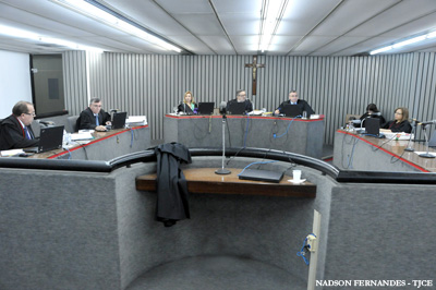 Bradesco deve indenizar cliente vítima de fraude bancária