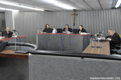 Bradesco é condenado a indenizar aposentada que teve descontos indevidos na conta corrente