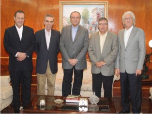 Ministros da Espanha visitam TJCE