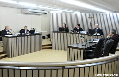 Empresa deve pagar R$ 12 mil por inscrição indevida no Serasa