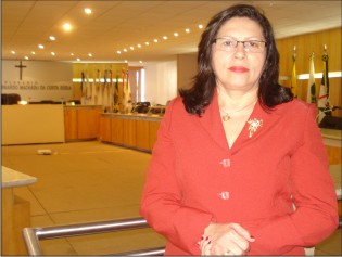 Desembargadora Nailde Pinheiro terá missa e despedida do Fórum