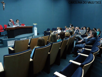 Novas diretrizes do Grupo de Auxílio da Comarca de Fortaleza são apresentadas durante reunião