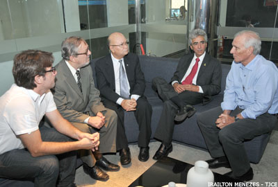 Presidente do TJCE, vice e corregedor-geral da Justiça visitam emissoras de TV