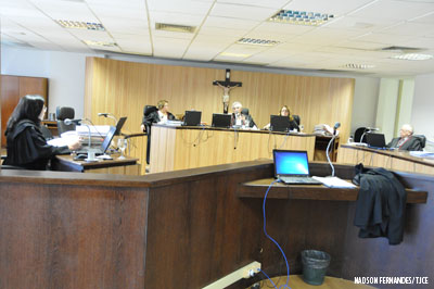 Município de Itarema deve reintegrar professora aos quadros da Prefeitura