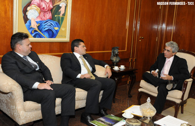 Desembargador Luiz Gerardo Brígido  recebe presidente da OAB Ceará