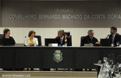 Desembargadora aposentada Edite Bringel  Olinda recebe homenagem do Pleno do TJCE