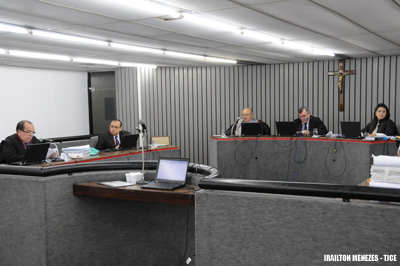 8ª Câmara Cível condena loja a indenizar servidora pública que teve nome inscrito no SPC e Serasa