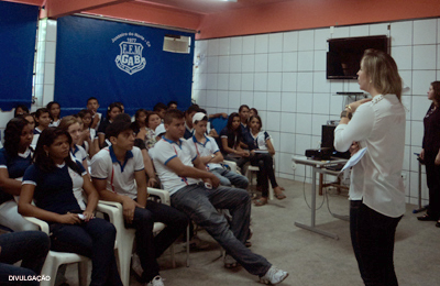 Juizado de Juazeiro do Norte promove palestras  em comemoração ao Dia Internacional da Mulher