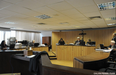 Etufor deve revalidar cartão de gratuidade para transporte coletivo de aposentado