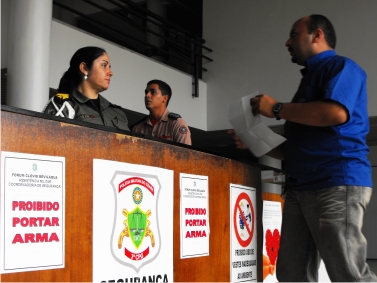 Diretoria regulamenta acesso às dependências do Fórum