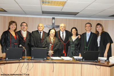 Desembargadora Maria Gladys Lima Vieira assume 7ª Câmara Cível e recebe boas-vindas do colegiado