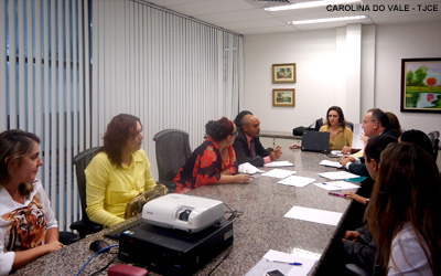 Grupo de Auxílio e coordenação das Varas da Infância e da Juventude planejam mutirão